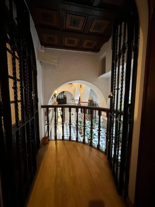 Apartamento Patio Sevillano Frente Catedral Exterior foto